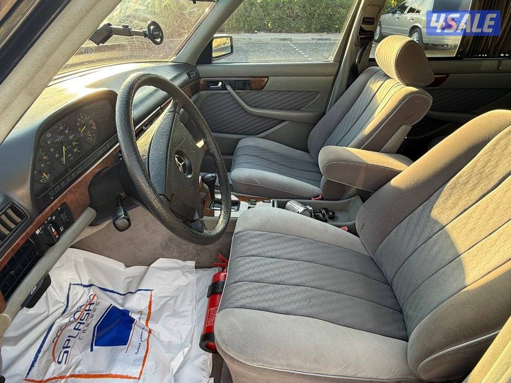 للبيع sel300 موديل 1988 شرط الفحص  ماشي 78الف لارج فتحة صبغ الوكاله12