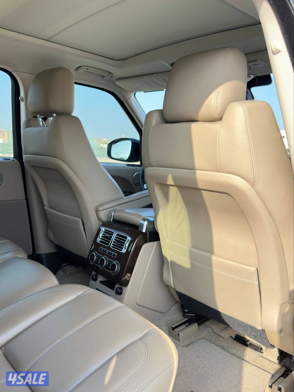 رنج روفر كلاسيك 
Vogue HSE
موديل 2015 عداد 127 الف13