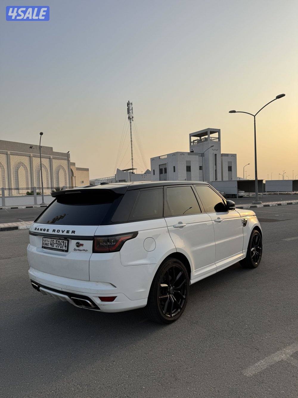 للبيع رنج روفر سبورت ٢٠١٤ محول svr اصلي ٢٠٢١2