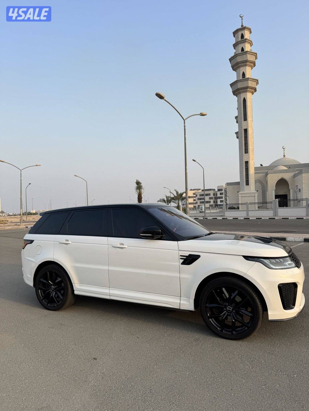 للبيع رنج روفر سبورت ٢٠١٤ محول svr اصلي ٢٠٢١5