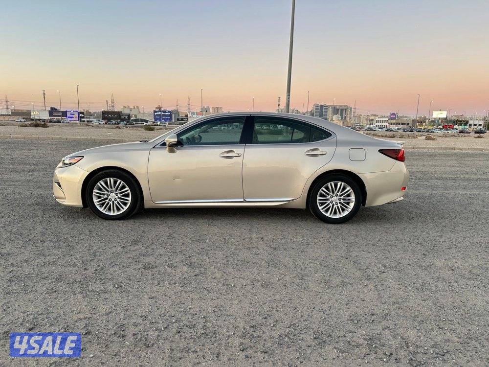 لكزس ES 250 موديل ٢٠١٧ صبغ وكالة6