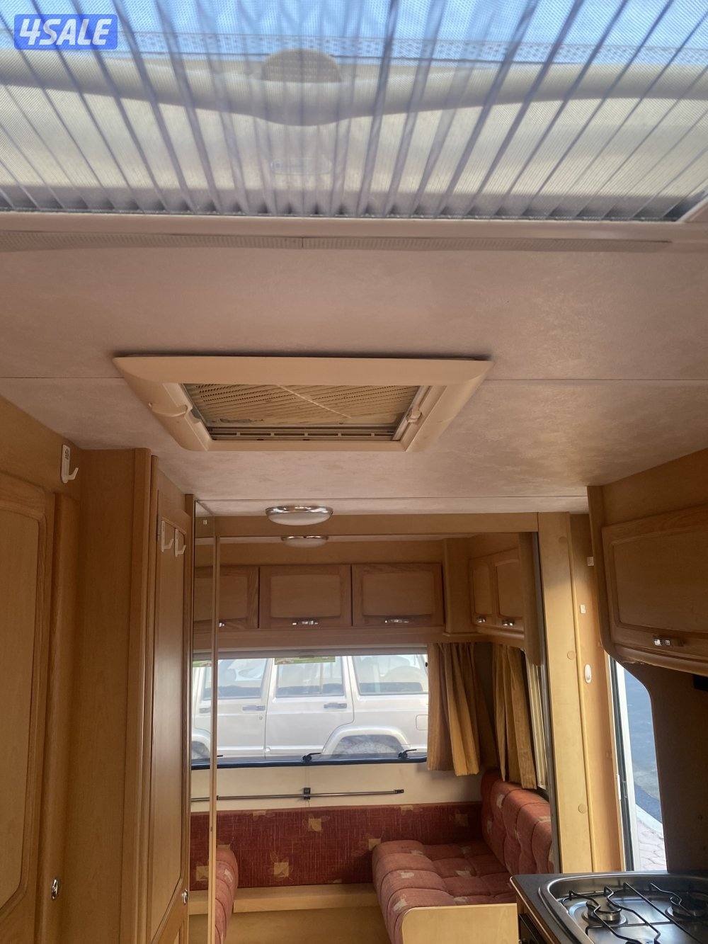 كرفان بريطاني ٢٠٠٥ ملوح تحويل مرور بحالة ممتازة شاصي ارضية شغل وكالتة6