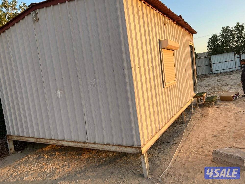 للبيع شاليه تفصال قياس ٤/٦ مع تكيف واغراضه غرفه وحمام1