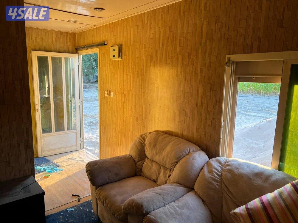 للبيع شاليه تفصال قياس ٤/٦ مع تكيف واغراضه غرفه وحمام6