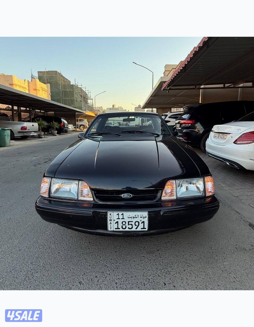 موستنق LX FBI4