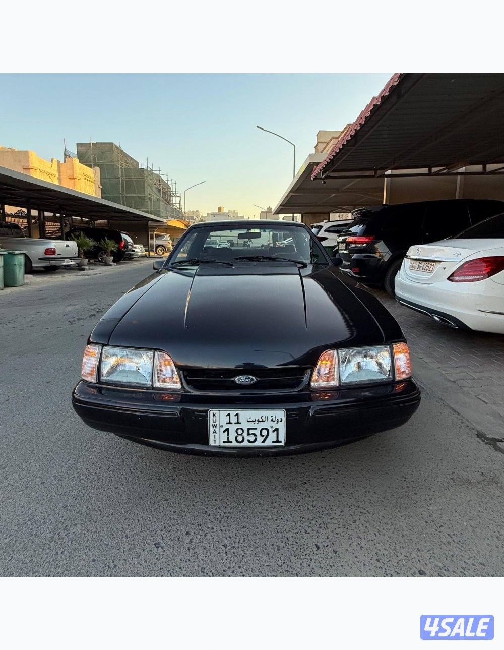 موستنق LX FBI4