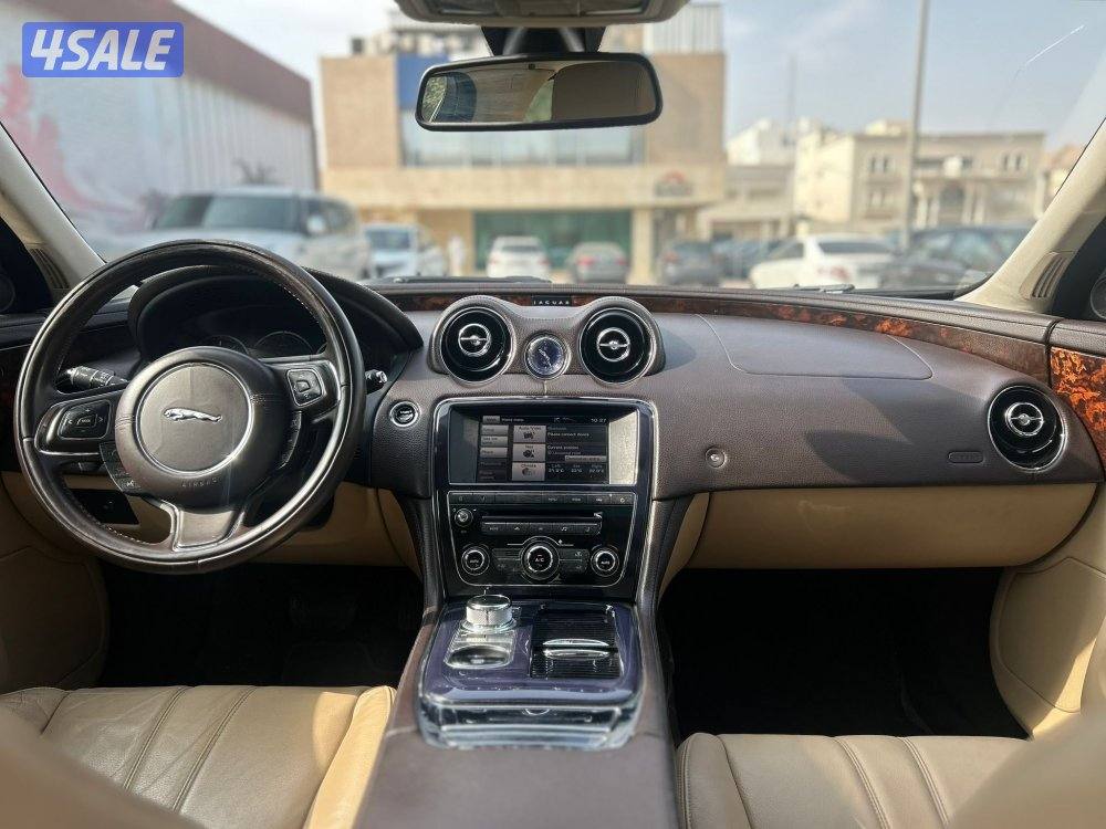 للبيع جاكوار XJ L/20128