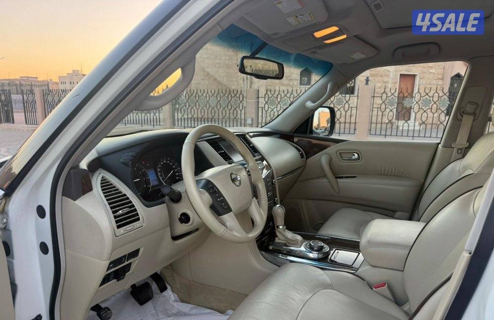 باترول 2013 صبغ الوكاله ماعدا باب الدبه الفل3