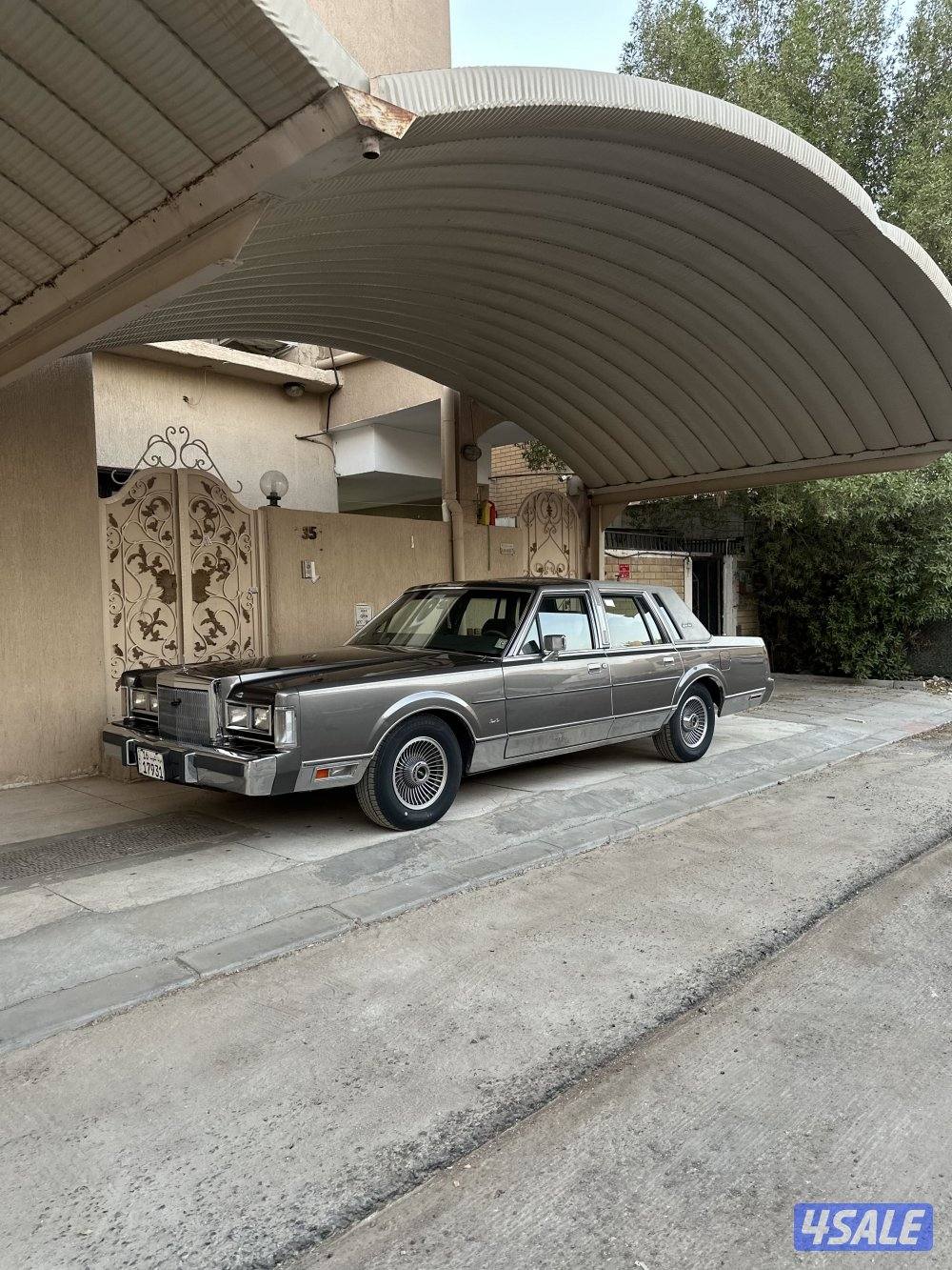 ماشي ٨٢ بحالة المصنع0