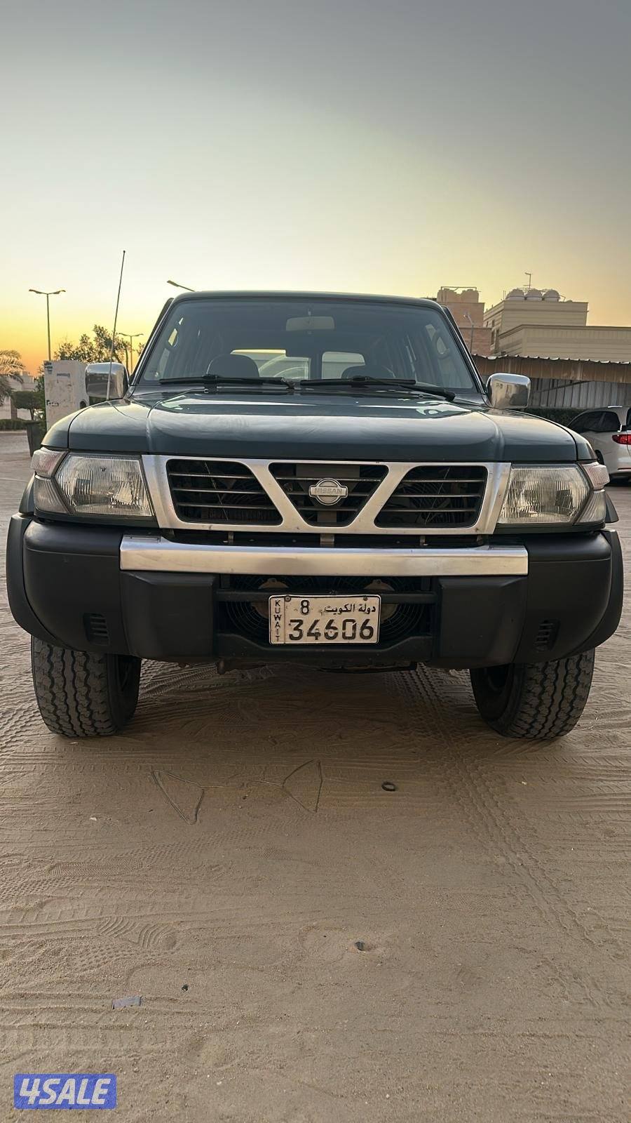 سفاري نيسان 19992