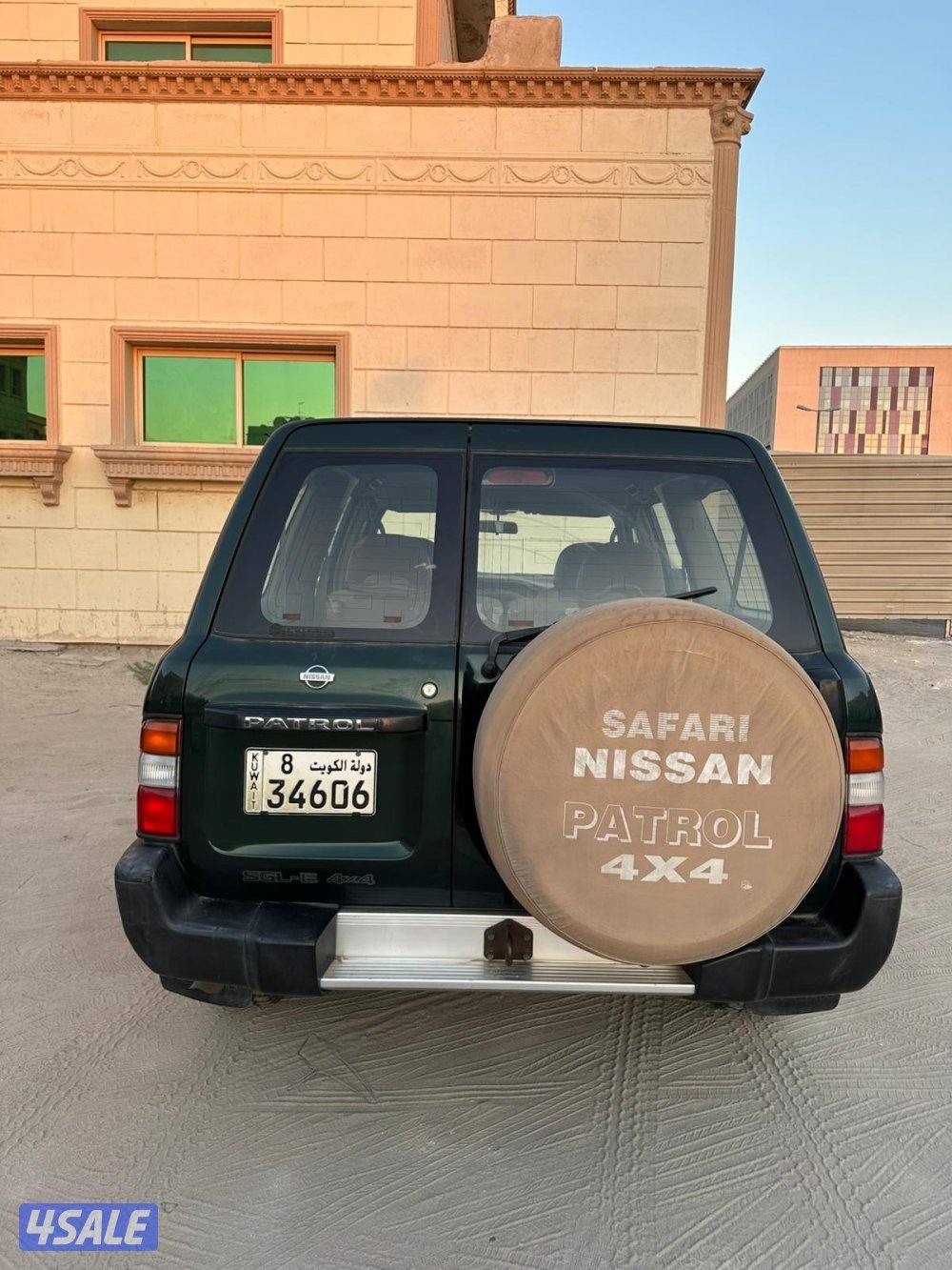سفاري نيسان 19993