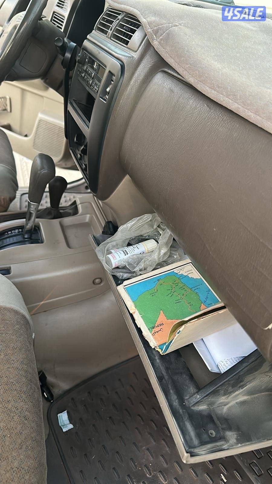 سفاري نيسان 19994