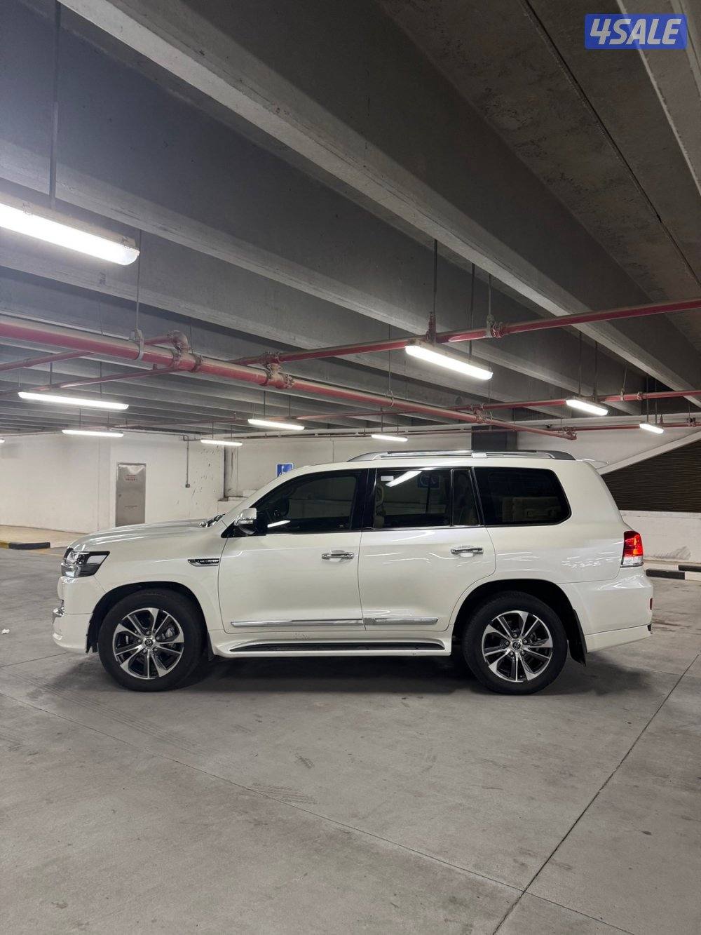 لاندكروزر 20202