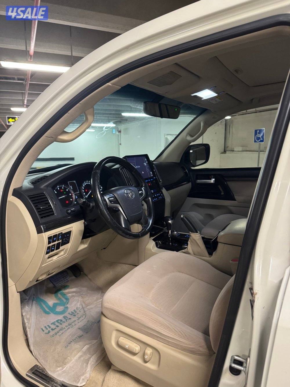 لاندكروزر 20205