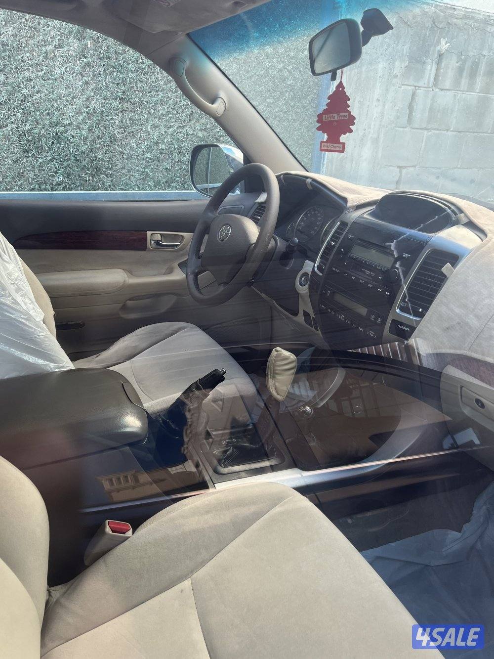 للبيع برادو ٢٠٠٤2