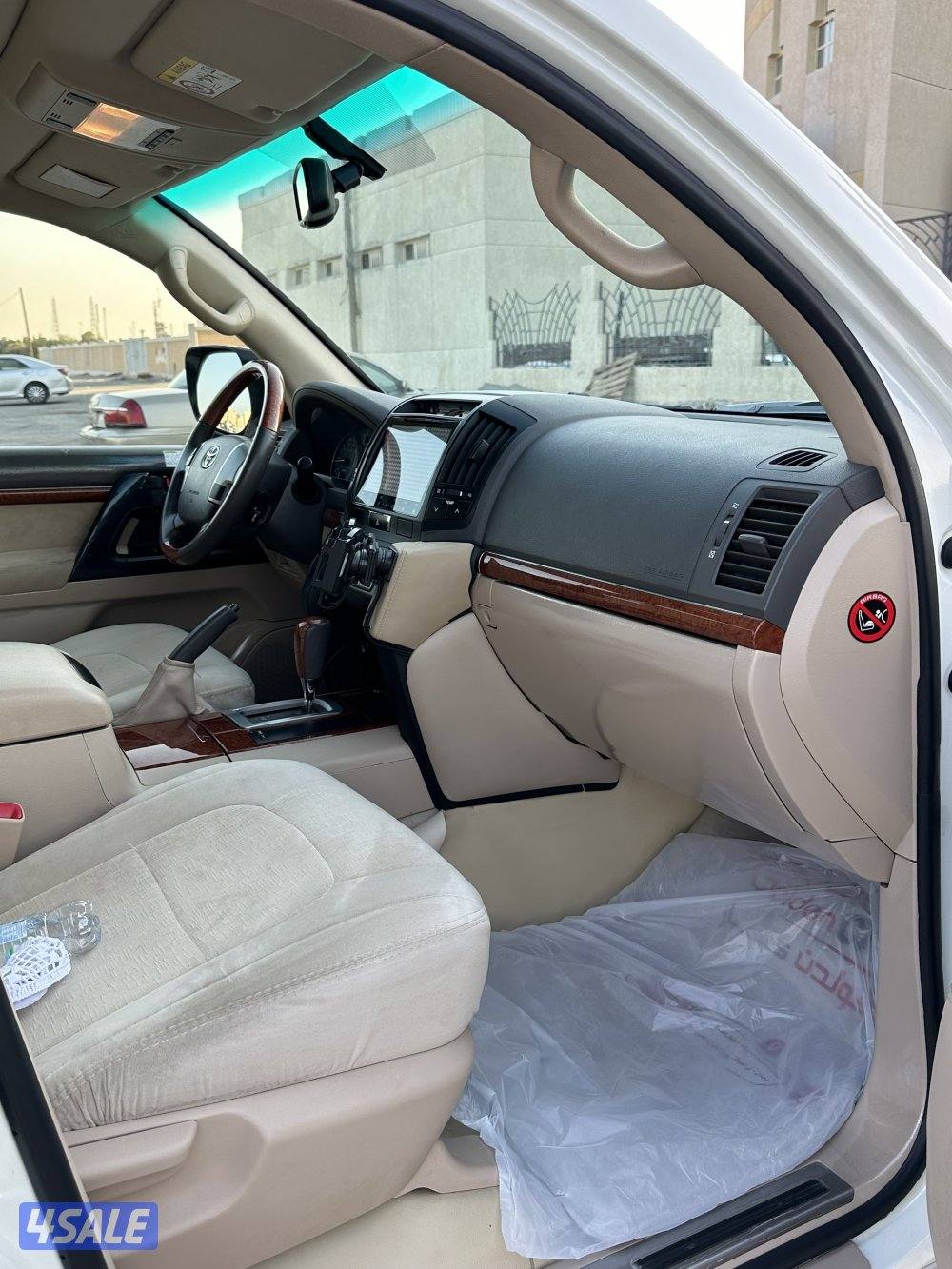 لاندكروزر 20154