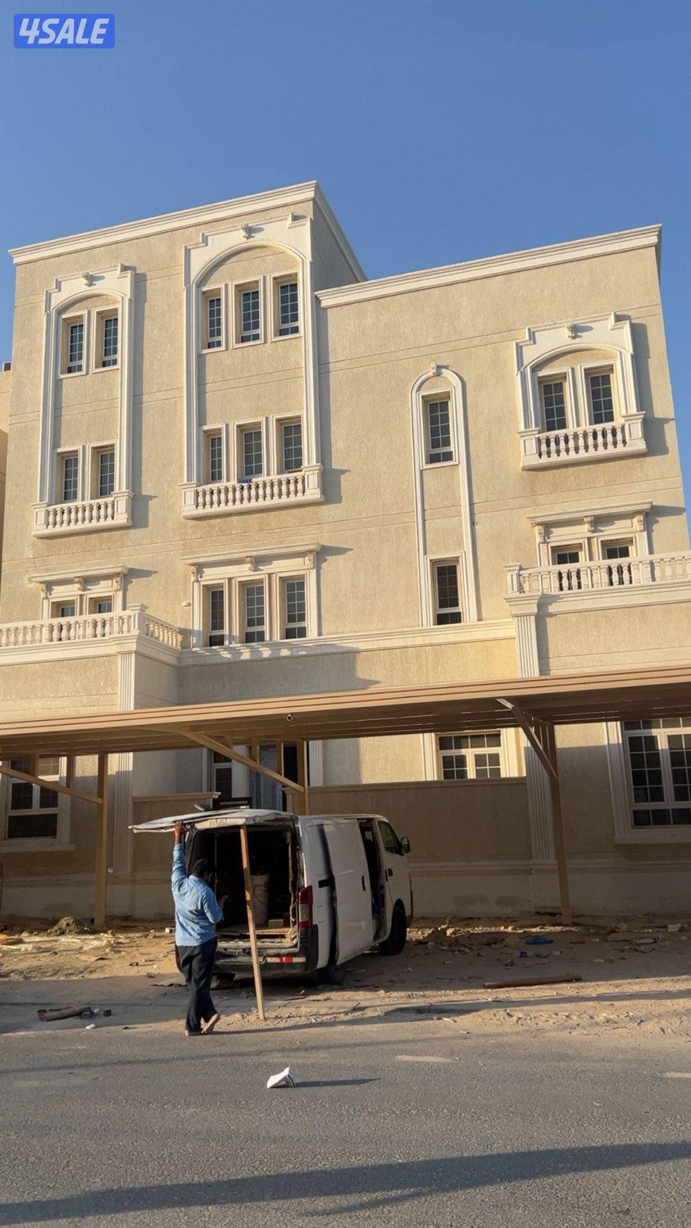 للايجار دورين بالمطلاع بطن وظهر بسعر مناسب والماي والكهرباء على المالك0