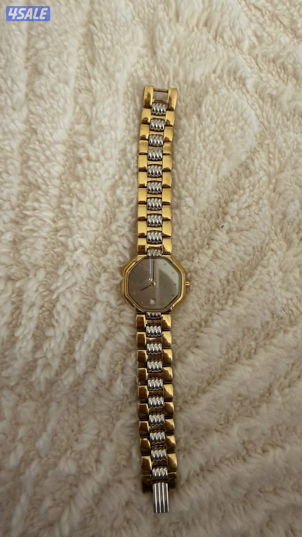 ساعة كرستين ديور1