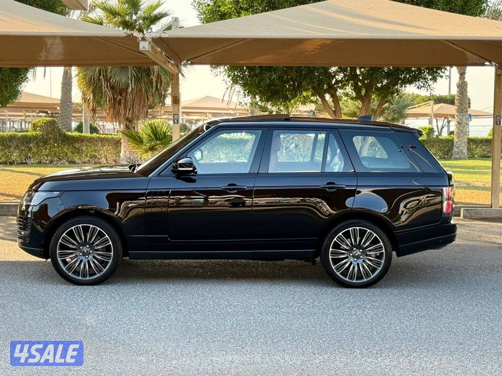 للبيع : رانج روفر vogue موديل : 2018 عداد : 150 الف2