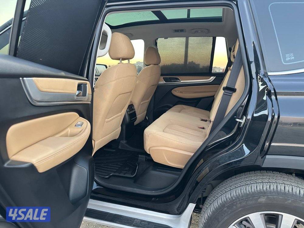 MG RX8 موديل ٢٠٢٤ ماشي ٢٩ الف6