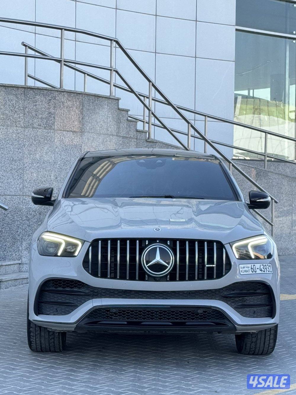 للبيع مرسيدس GLE53 موديل 20216