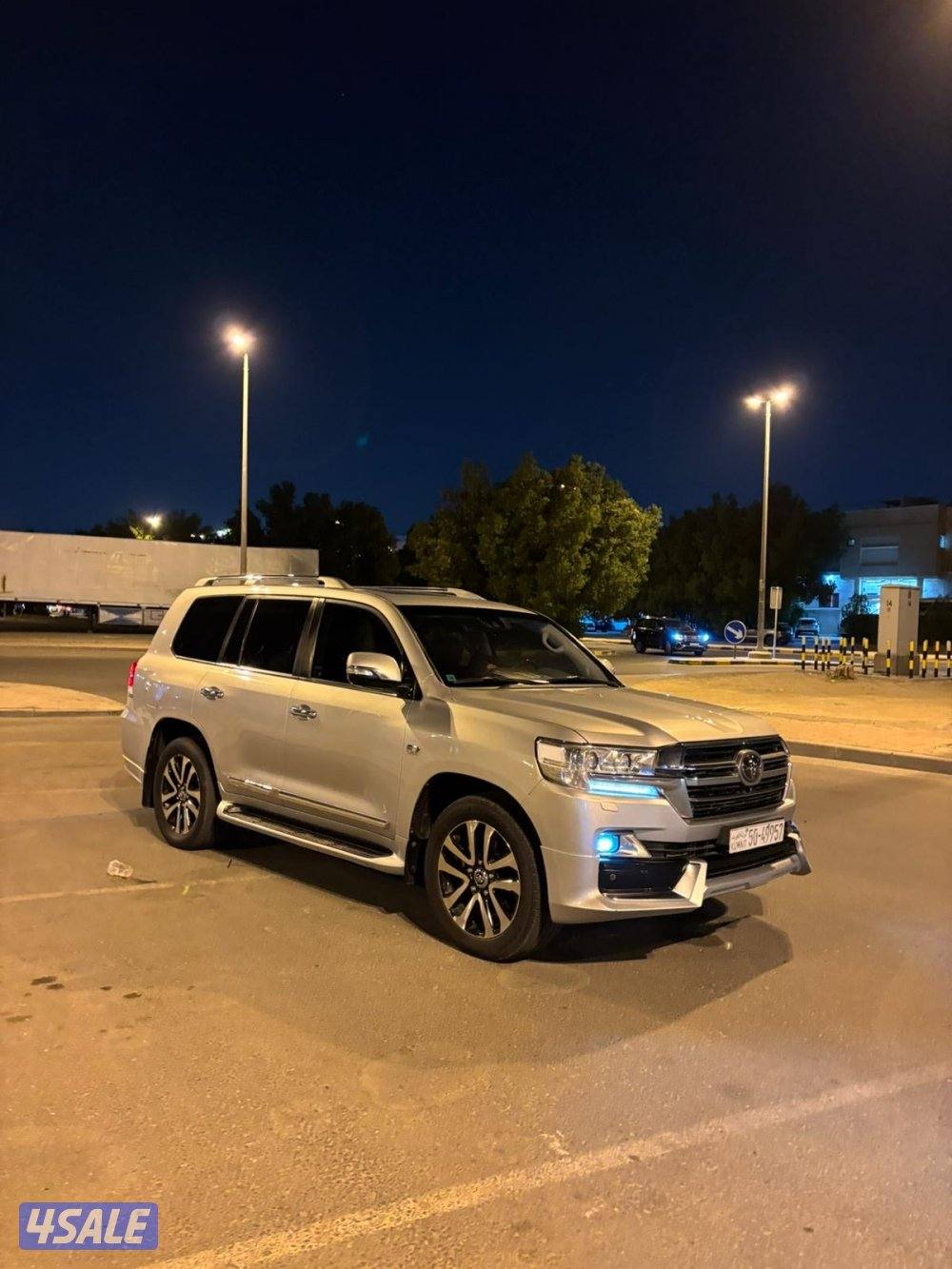 للبيع vxr موديل 2019 درجة اولى0