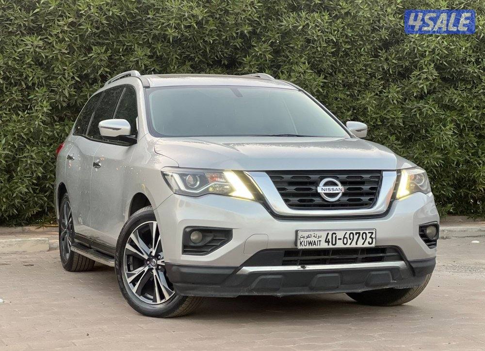 للبيع - نيسان باثفندر 2018 - فل اوبشن - دبل جير - بحاله ممتازه0