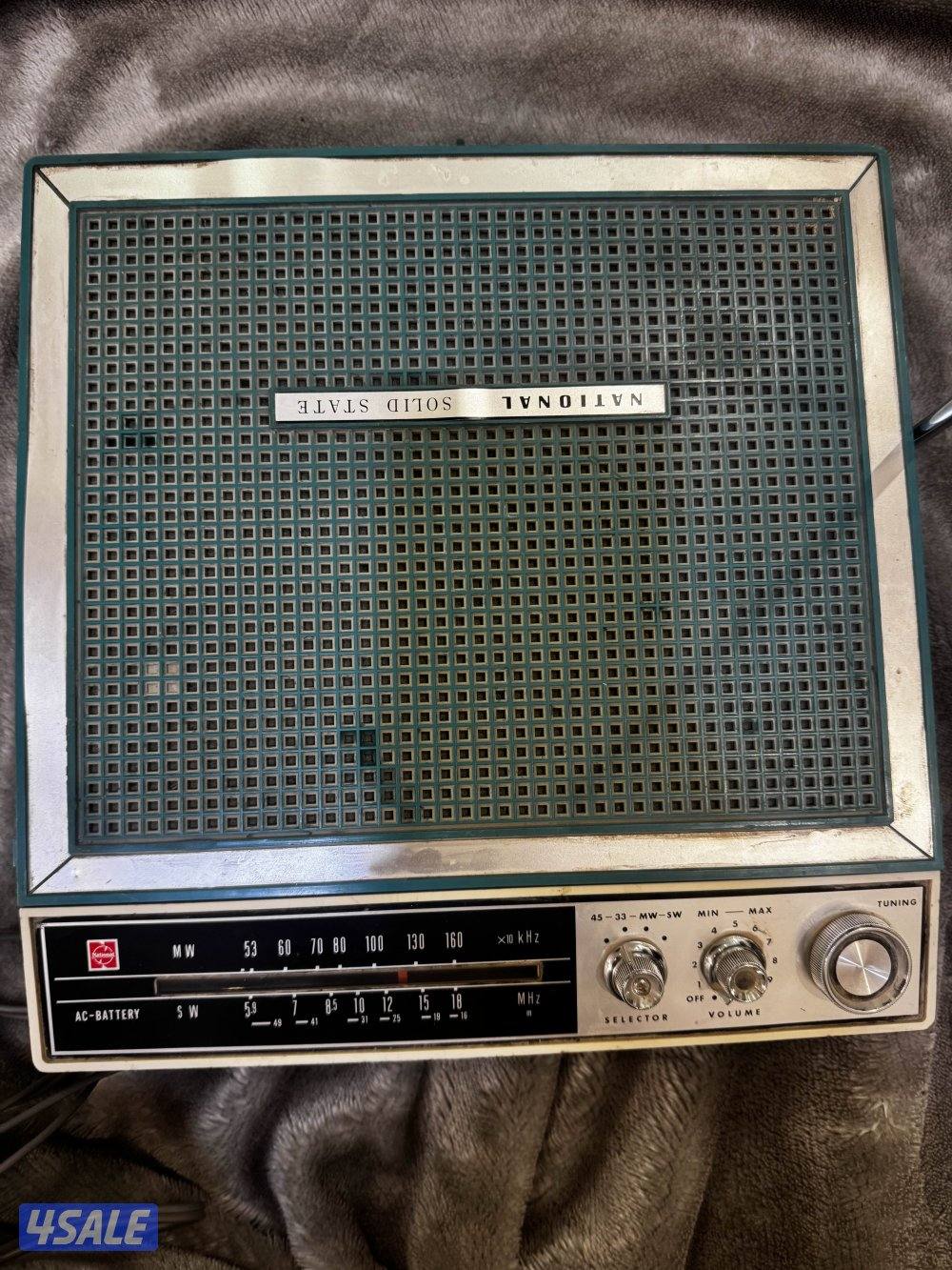 للبيع راديو مدمج وياه اسطوانه ناشيونال ياباني7