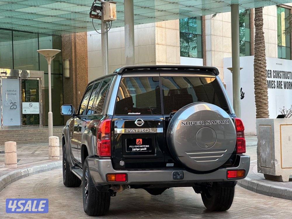 سوبرسفاريVTC4800 موديل2023 عداد54الف وارد البابطين تحت الكفاله2