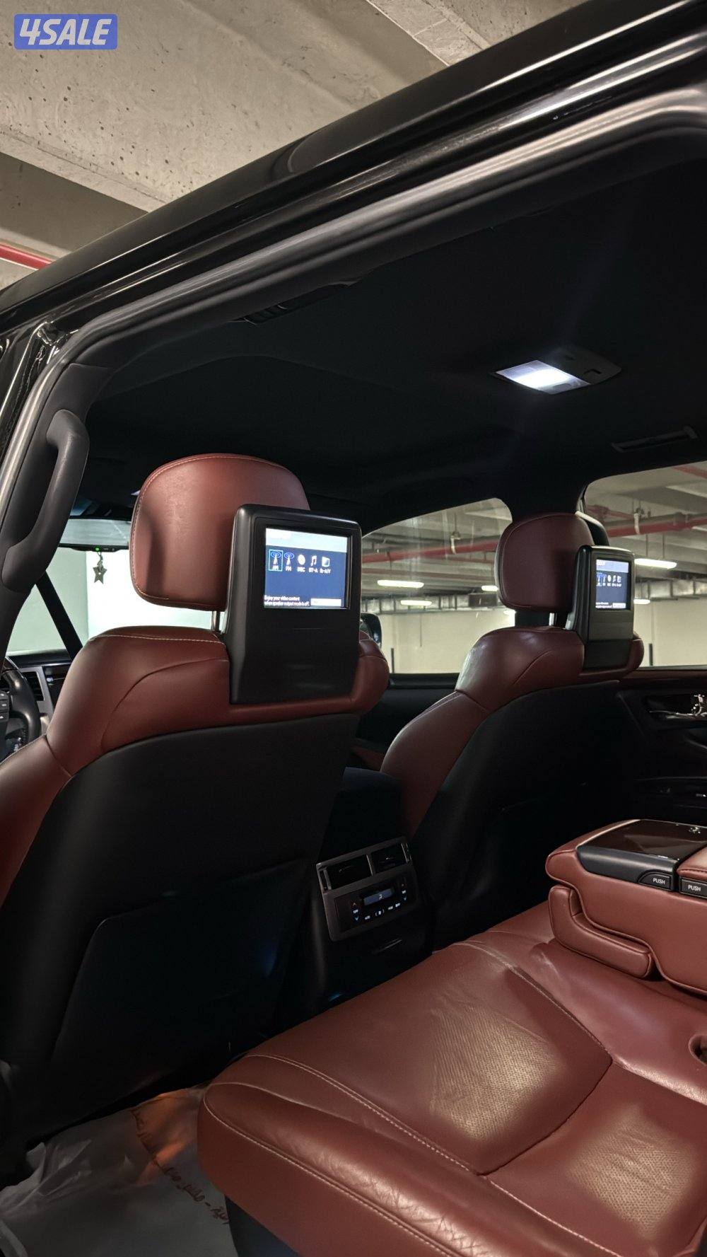 جيب لكزس وارد الساير 20148