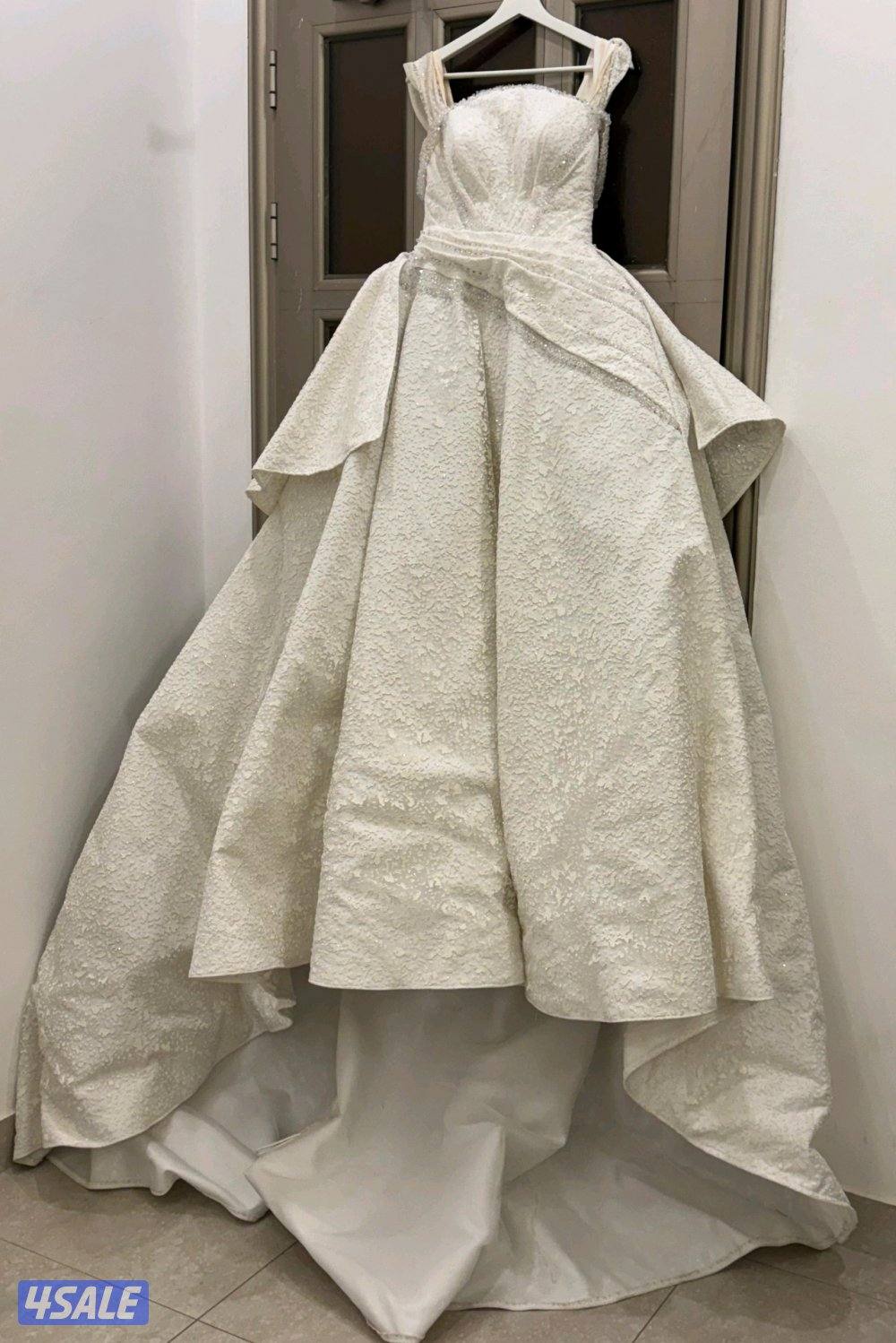 فستان (نفنوف)عروس0