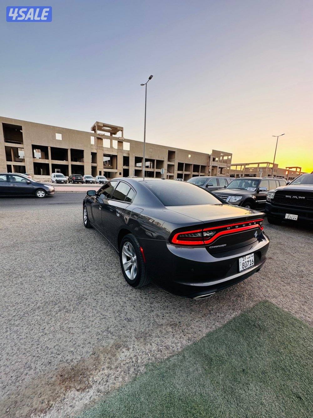 🚘 دودج - تشارجر 2021 -6