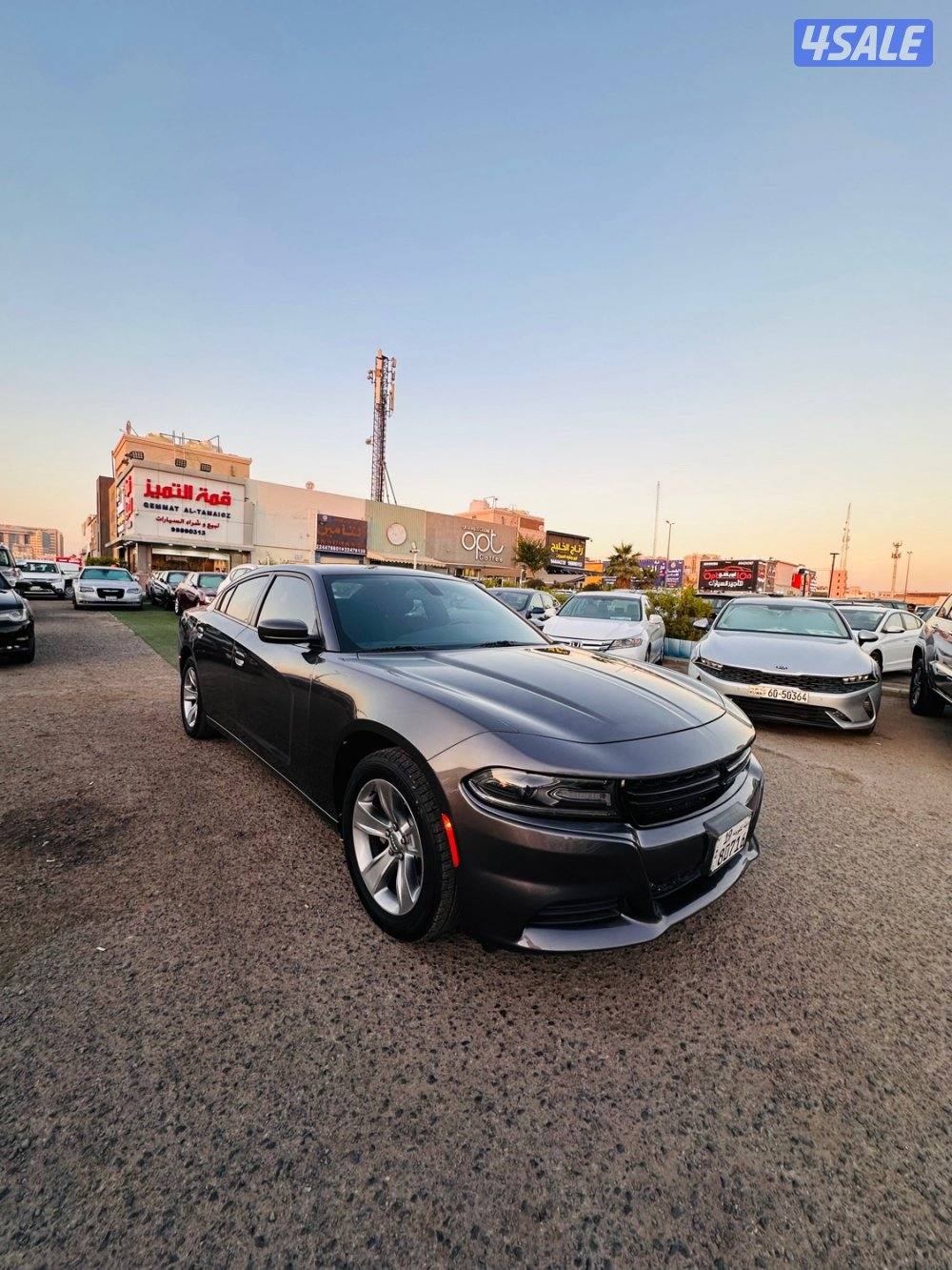 🚘 دودج - تشارجر 2021 -7