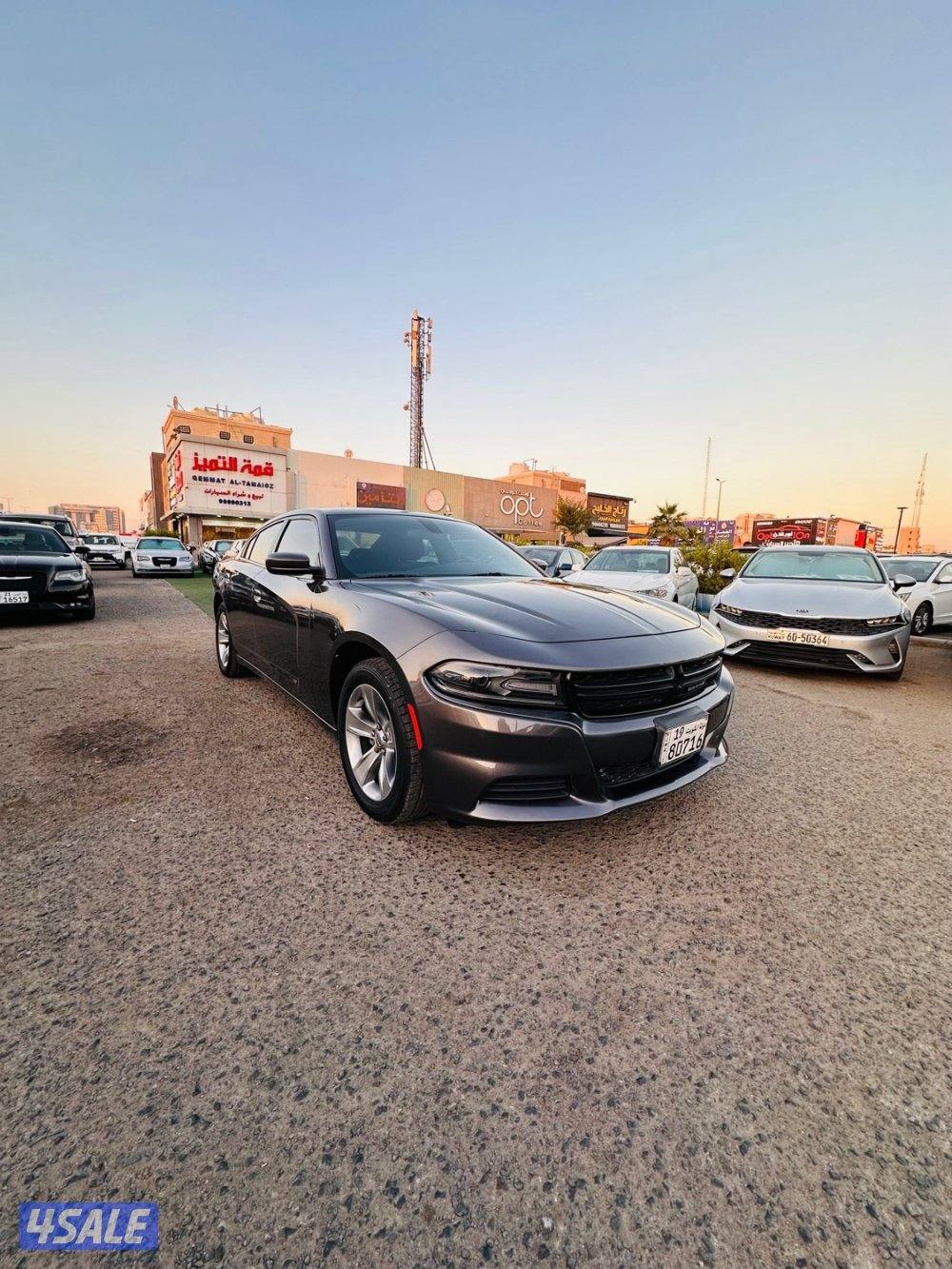 🚘 دودج - تشارجر 2021 -9