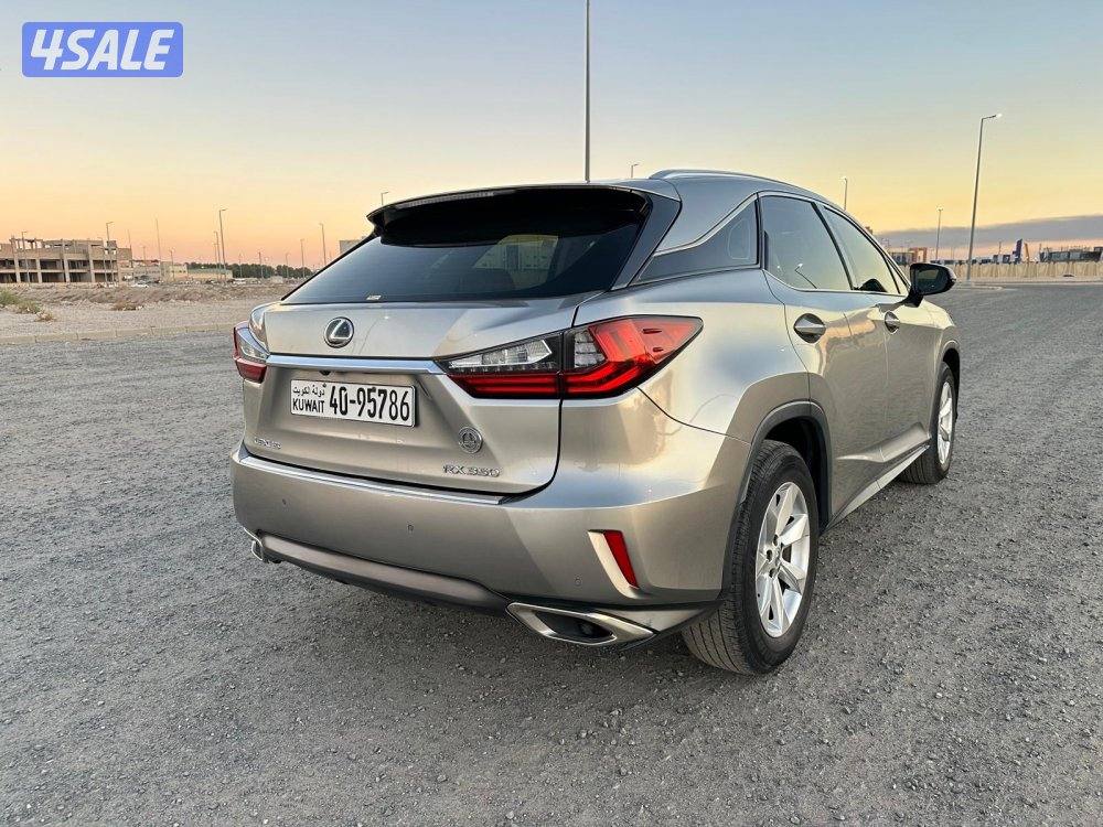 لكزس RX 350 موديل ٢٠١٧ ماشي ٩٧ الف2