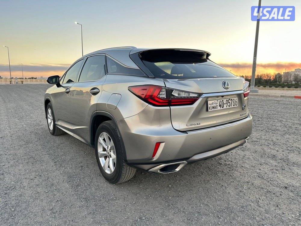 لكزس RX 350 موديل ٢٠١٧ ماشي ٩٧ الف9