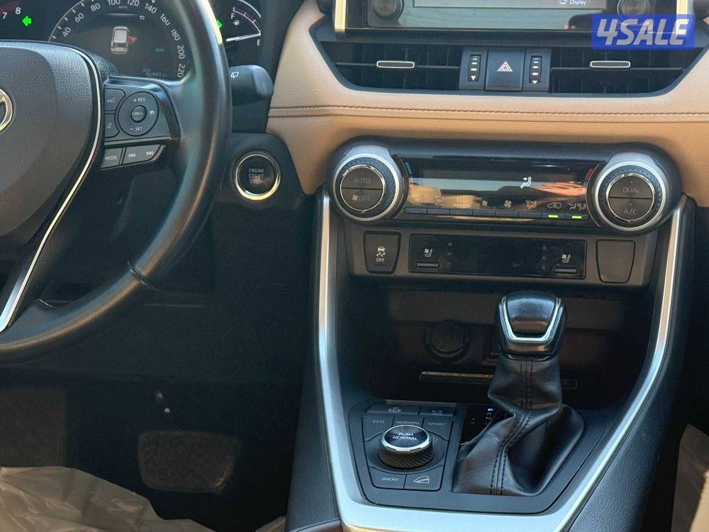 Toyota RAV4 2019 full option 4WD10