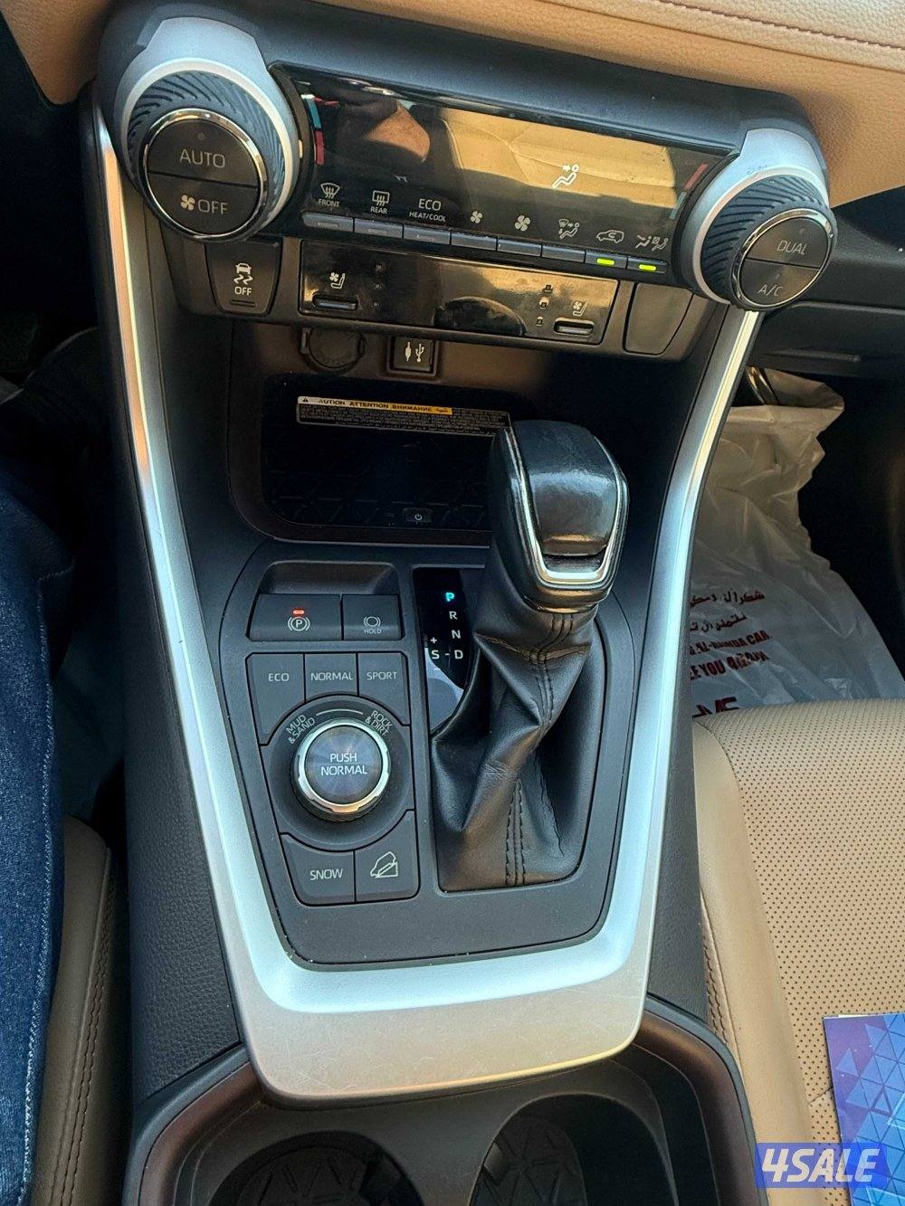 Toyota RAV4 2019 full option 4WD14