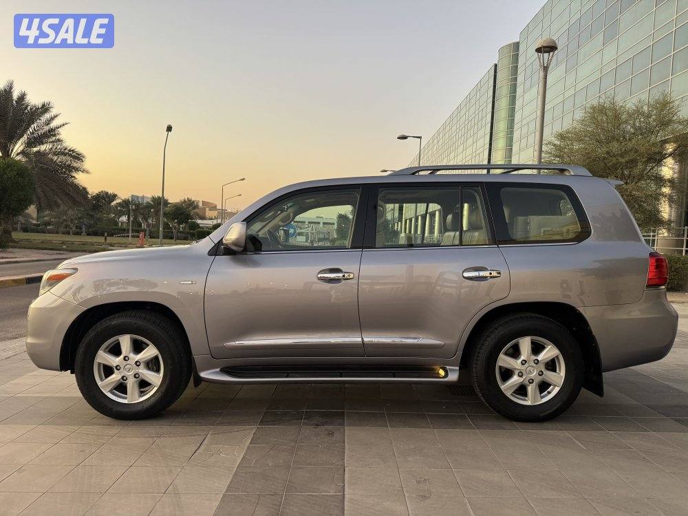 للبيع : جيب لكزس LX 570 : صبغ وكاله3