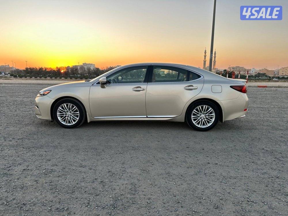 لكزس ES 350 موديل ٢٠١٦ ماشي ٨٣ ألف8