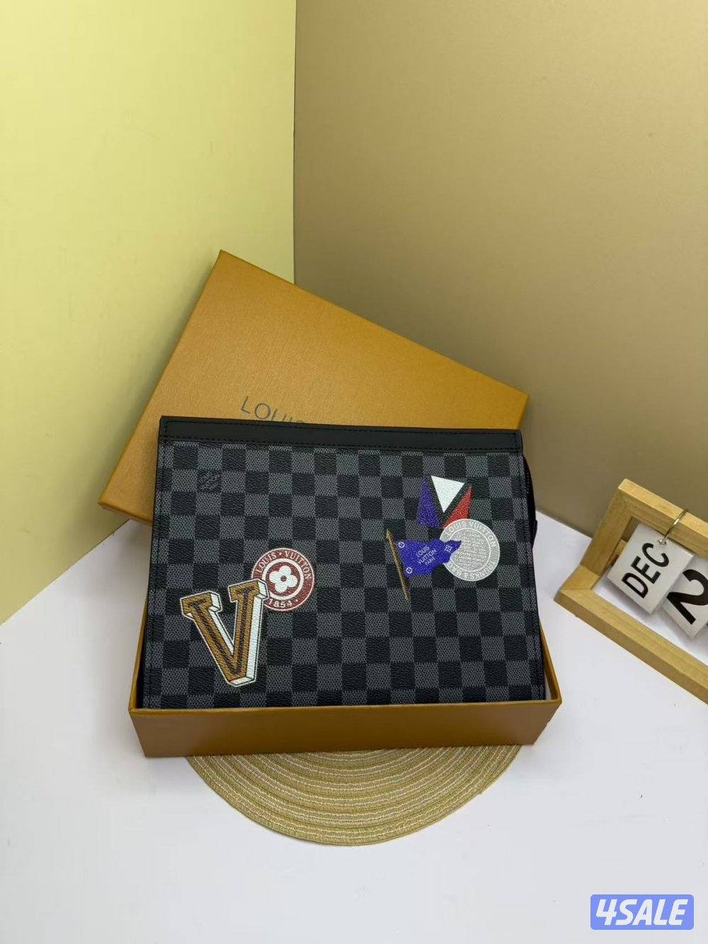 اقوى تشكيله شنط يد رجاليه الدرجه الاولى11