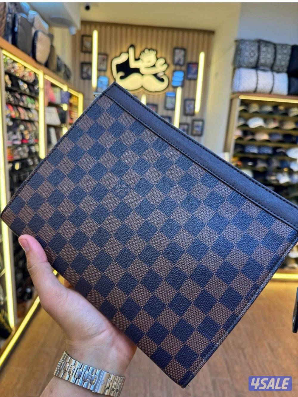 اقوى تشكيله شنط يد رجاليه الدرجه الاولى14