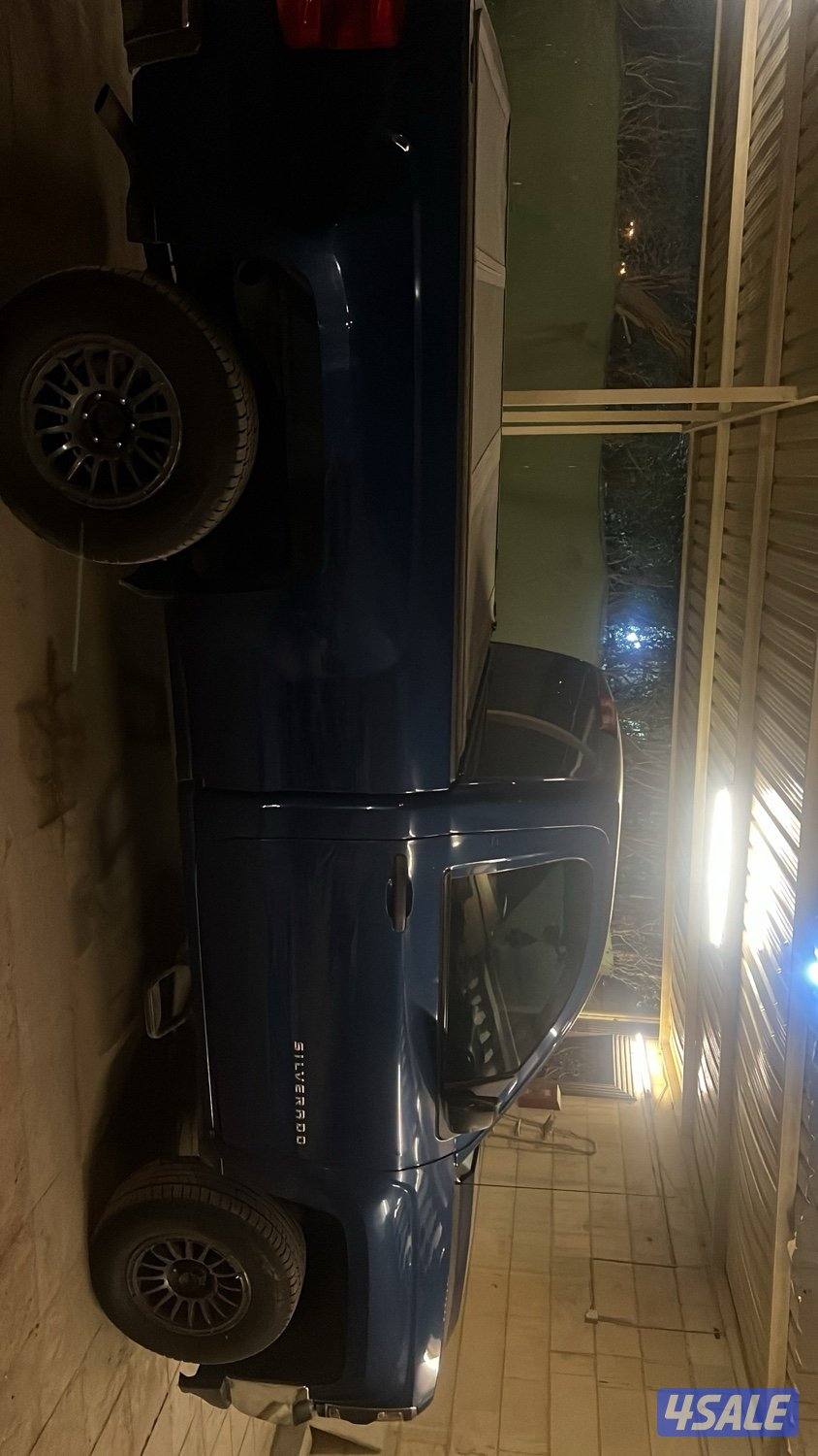 للبدل سلفرادو مع جيب فقط0