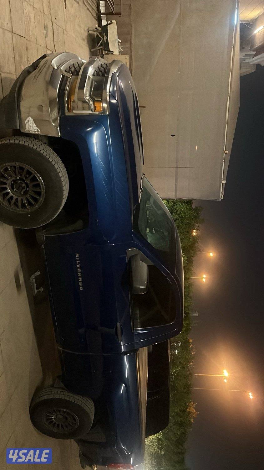 للبدل سلفرادو مع جيب فقط2