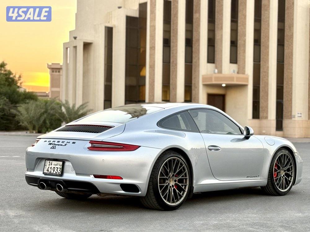 بحالة ممتازه صبغ الوكالة موديل ٢٠١٧ داخلية احمر عداد ١٢٤ الف5