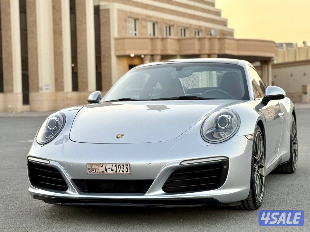 بحالة ممتازه صبغ الوكالة موديل ٢٠١٧ داخلية احمر عداد ١٢٤ الف6