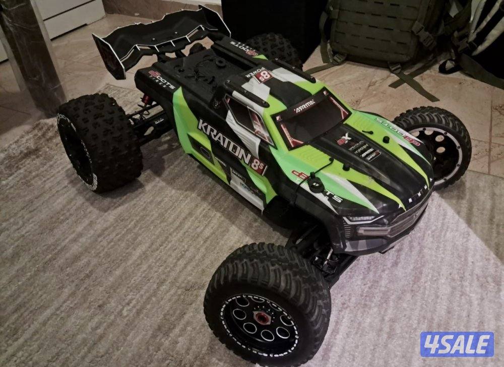للبيع سياره arrma kraton 8s شرط النضافه0