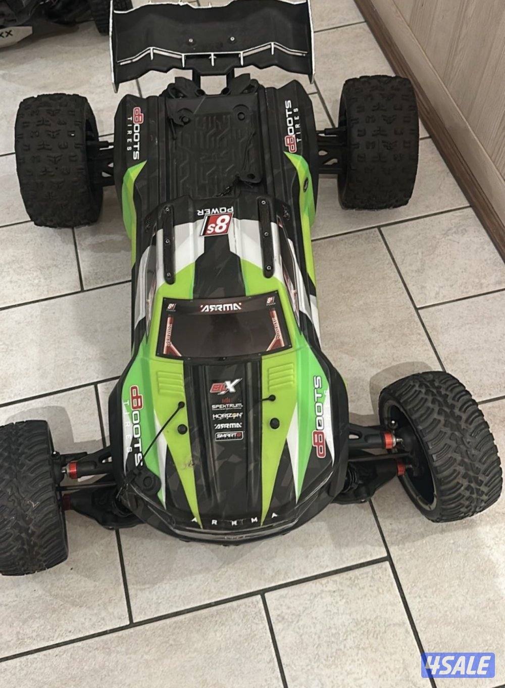 للبيع سياره arrma kraton 8s شرط النضافه3