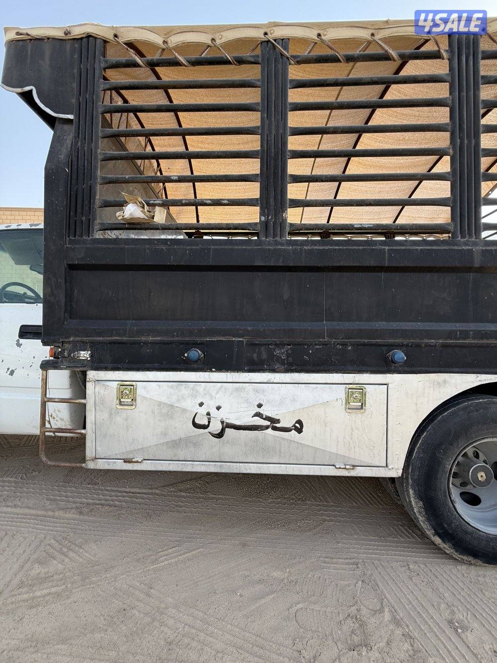 نصف شاحنه هاف لولي ستيك بدي حموله ٨ طن الممشا 97 الف صبغ الوكاله 19954