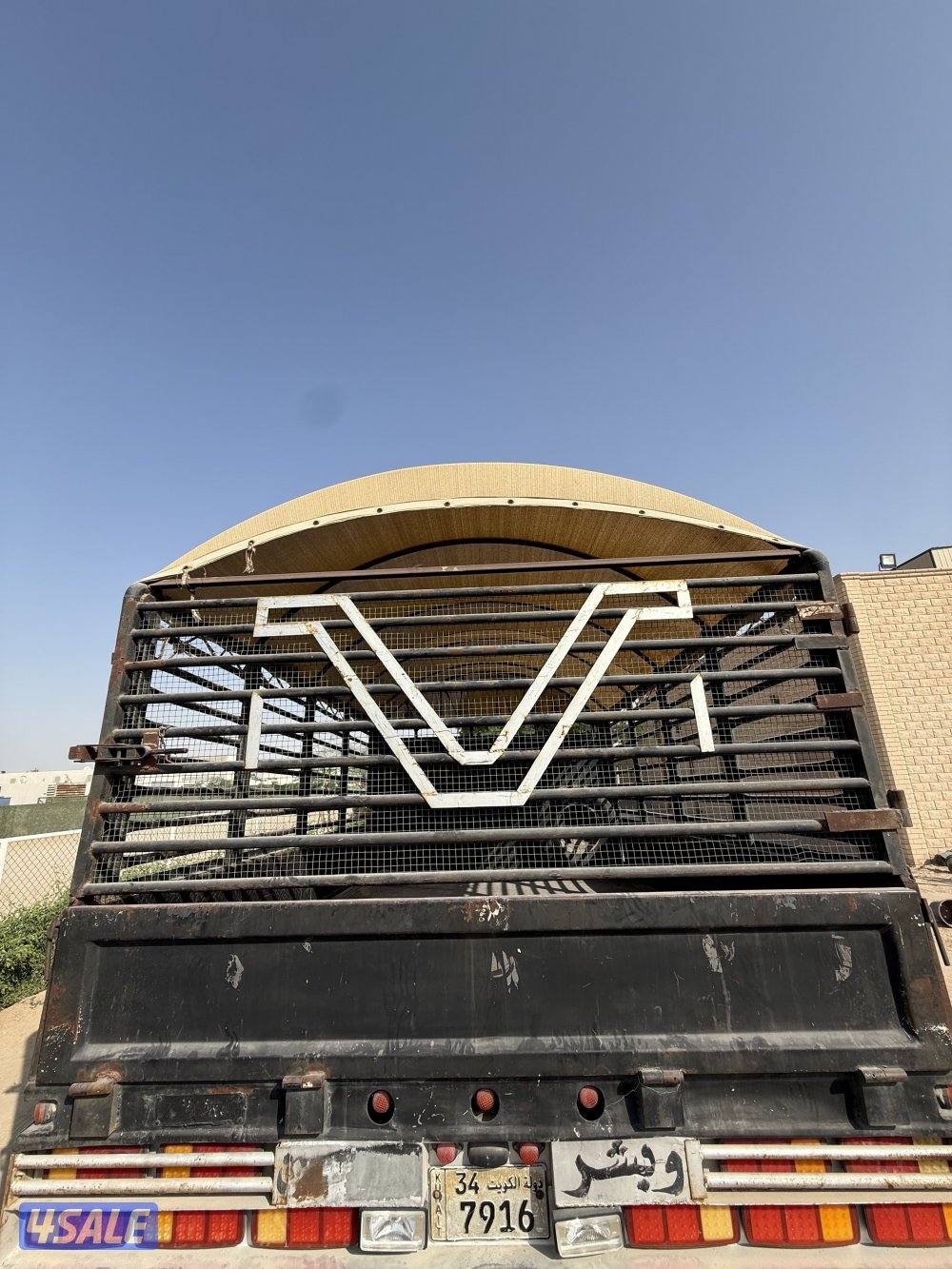 نصف شاحنه هاف لولي ستيك بدي حموله ٨ طن الممشا 97 الف صبغ الوكاله 19956